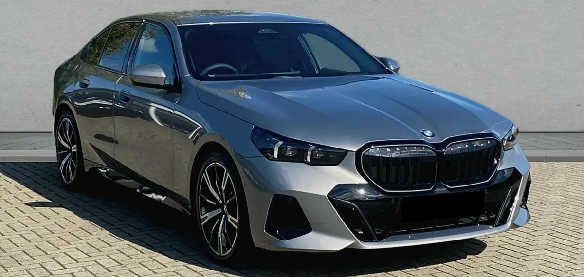 I5 M SPORT PRO ( INDIVIDUAL ) (MASSIVE SPEC)