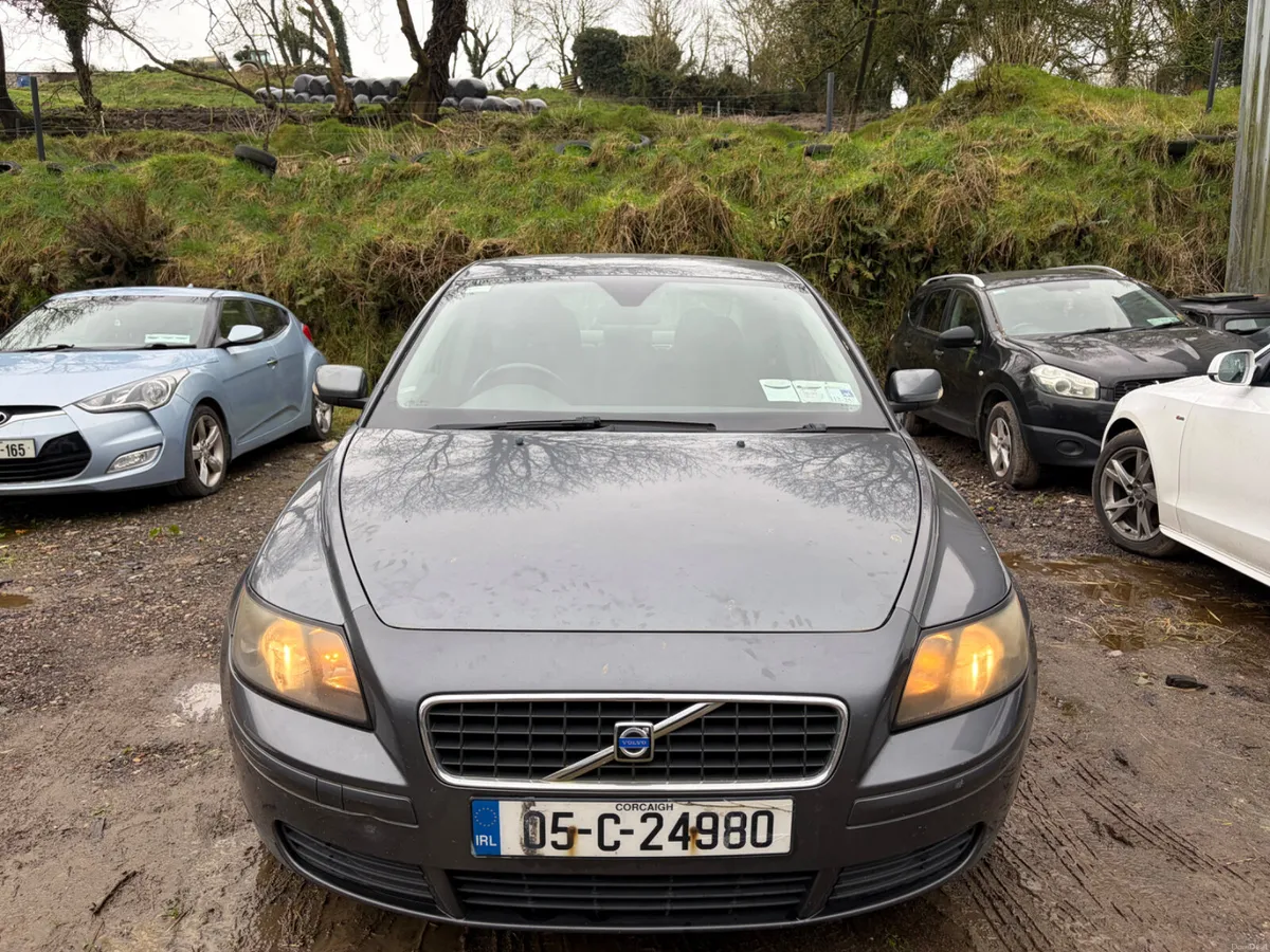 05 VOLVO S40 1.6 Petrol - Image 2