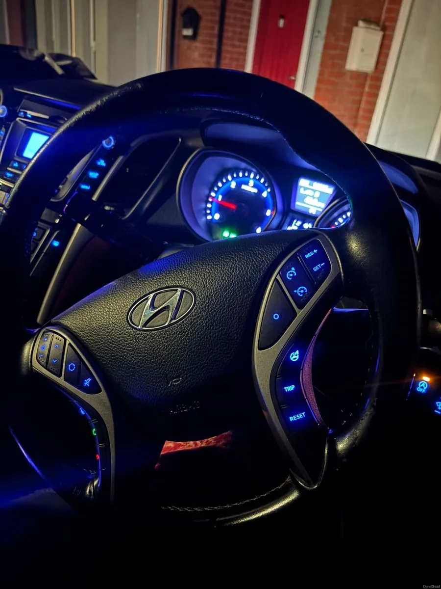 Hyundai i30 2014 - Image 1