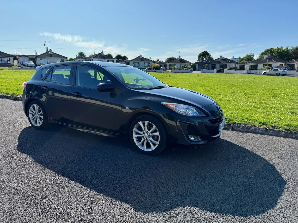 Mazda 3 - Image 1
