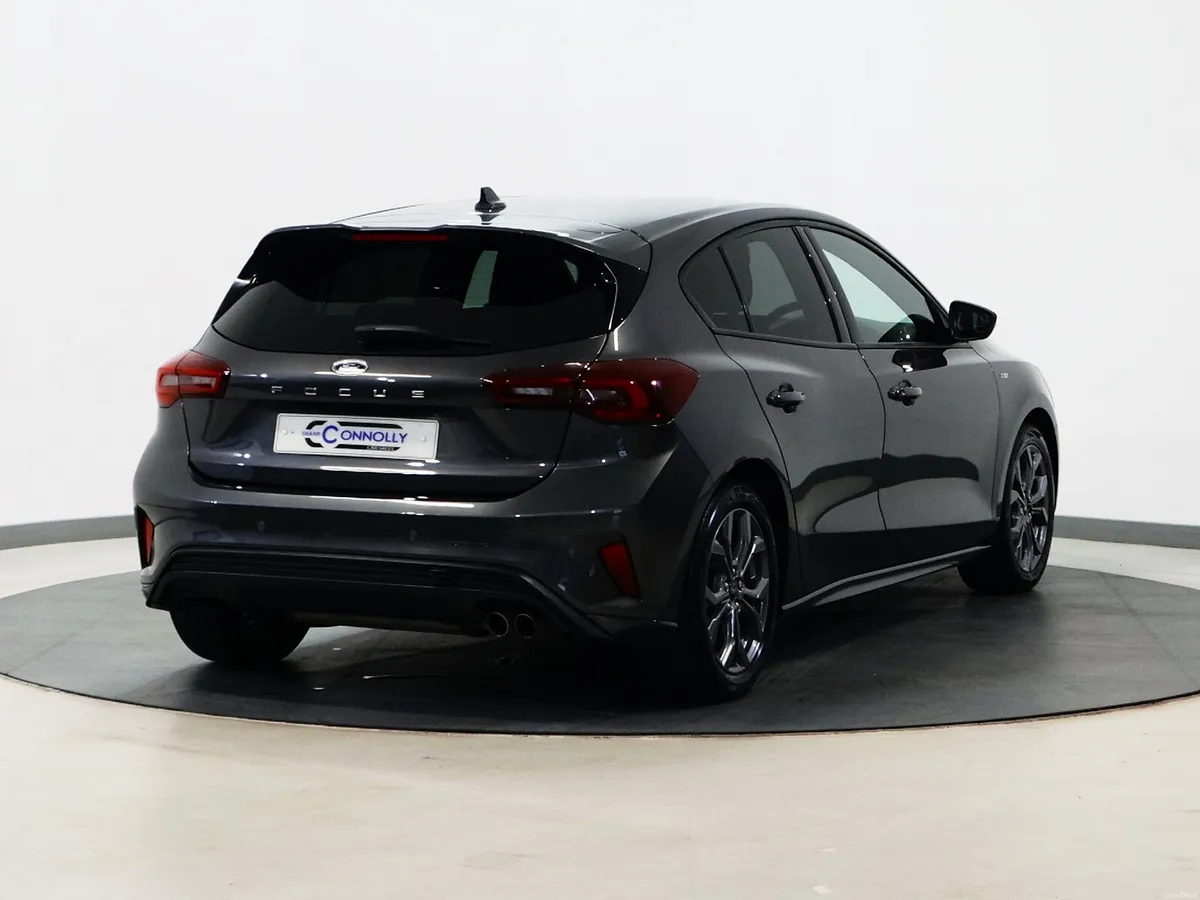 *75* 2023 Ford Focus 1.0 st-line - Image 4