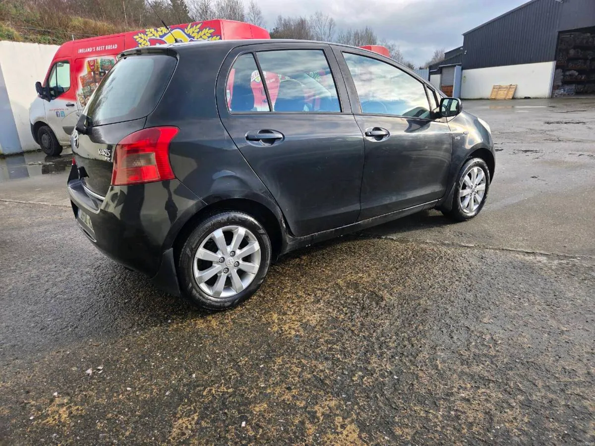 2009 Toyota Yaris 1.4 D4d Automatic - Image 4