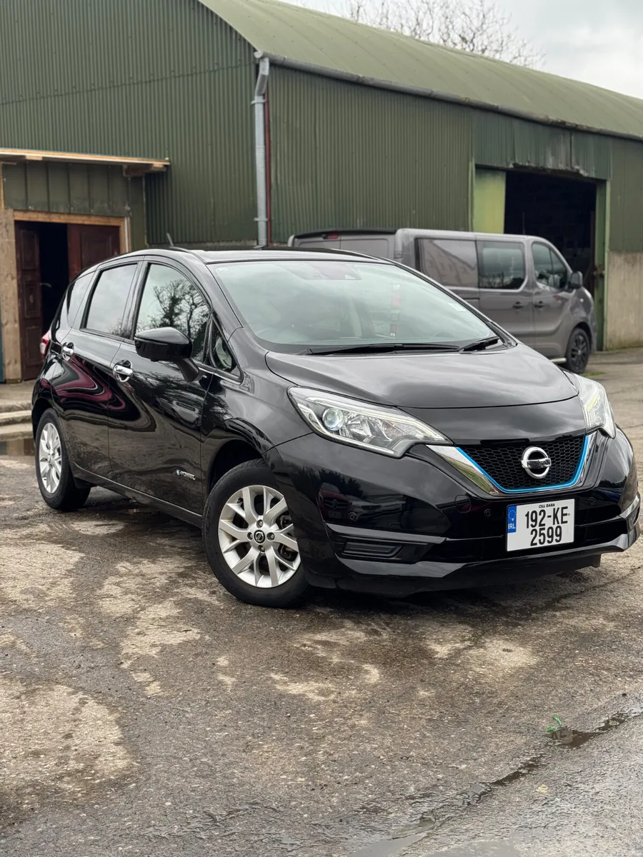 NISSAN NOTE e-POWER Auto 2019 49000KM 2 keys - Image 1