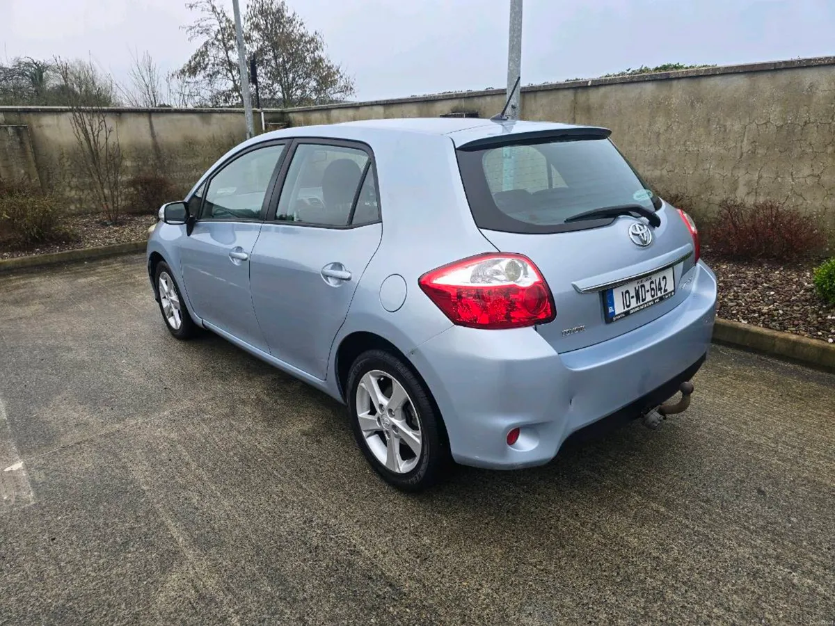 Toyota Auris 1.4 Petrol Taxed & Tested - Image 3