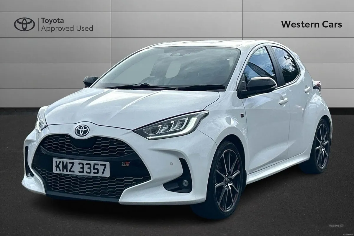 Toyota Yaris 1.5 VVT-h GR SPORT E-CVT Euro 6 (s/s) - Image 3