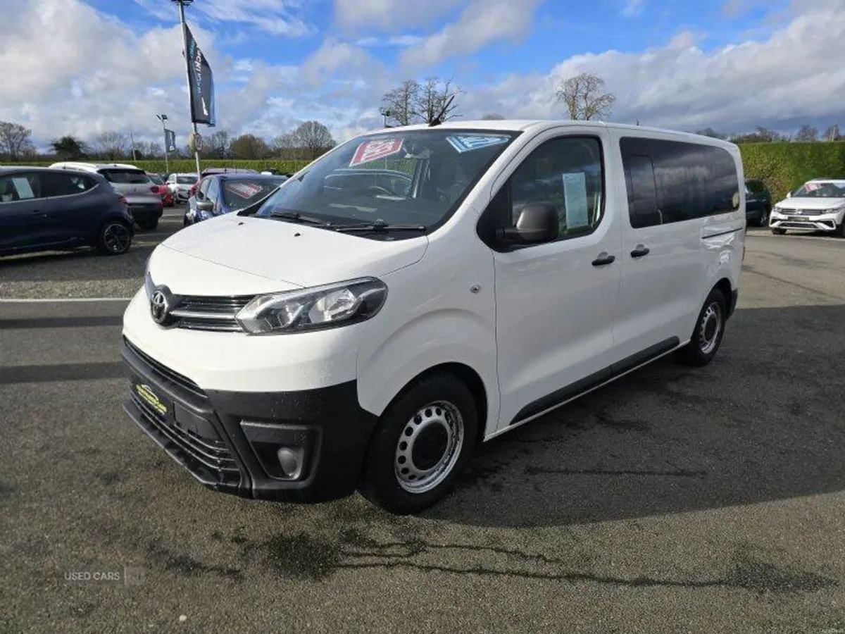 Toyota Proace Combi - Image 2