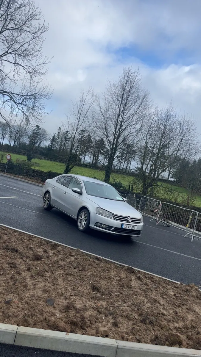 Volkswagen Passat Highline - Image 3