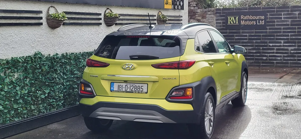 Hyundai KONA 2018 Executive petrol (low Mileage) - Image 5