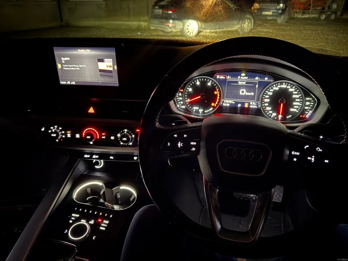 Audi A4 2.0TDI 150 S T SE ULTRA - Image 4