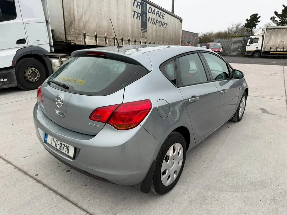 OPEL ASTRA 2011 - Image 3