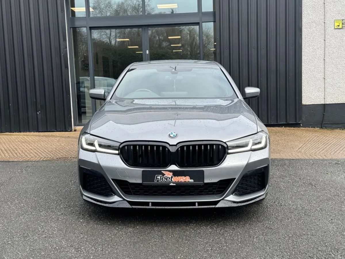 2.0 520d MHT M Sport Saloon 4dr Diesel Hybrid Step - Image 2