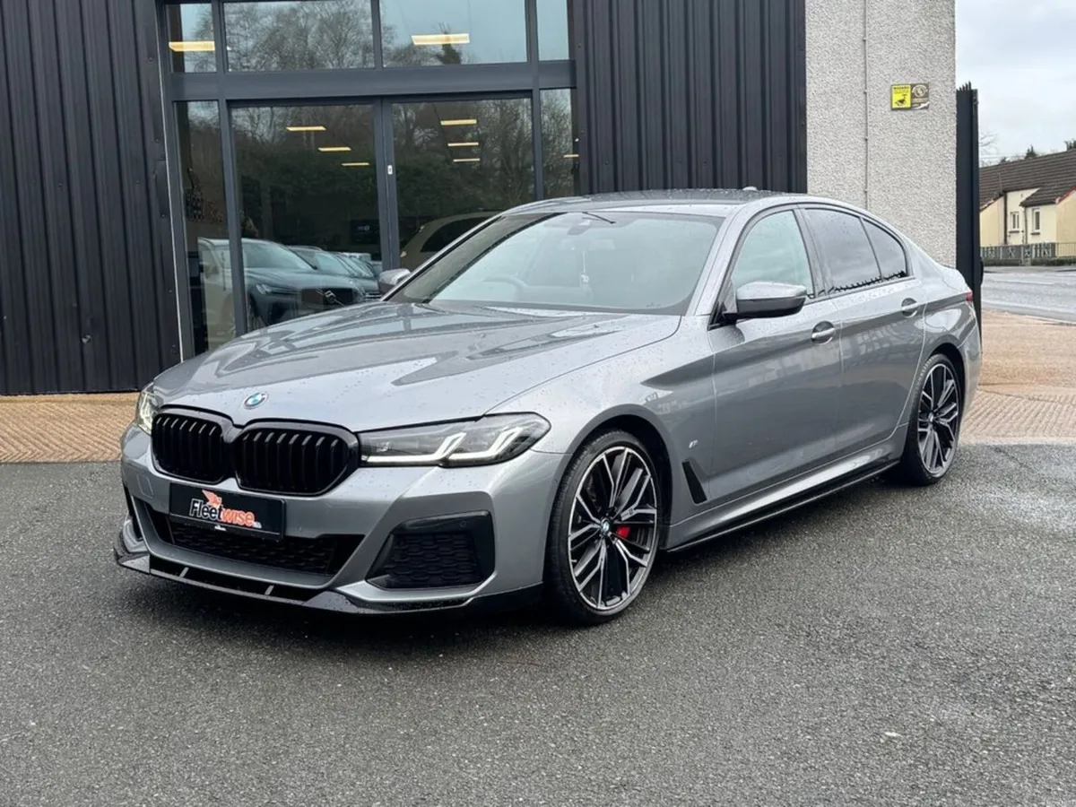 2.0 520d MHT M Sport Saloon 4dr Diesel Hybrid Step - Image 3