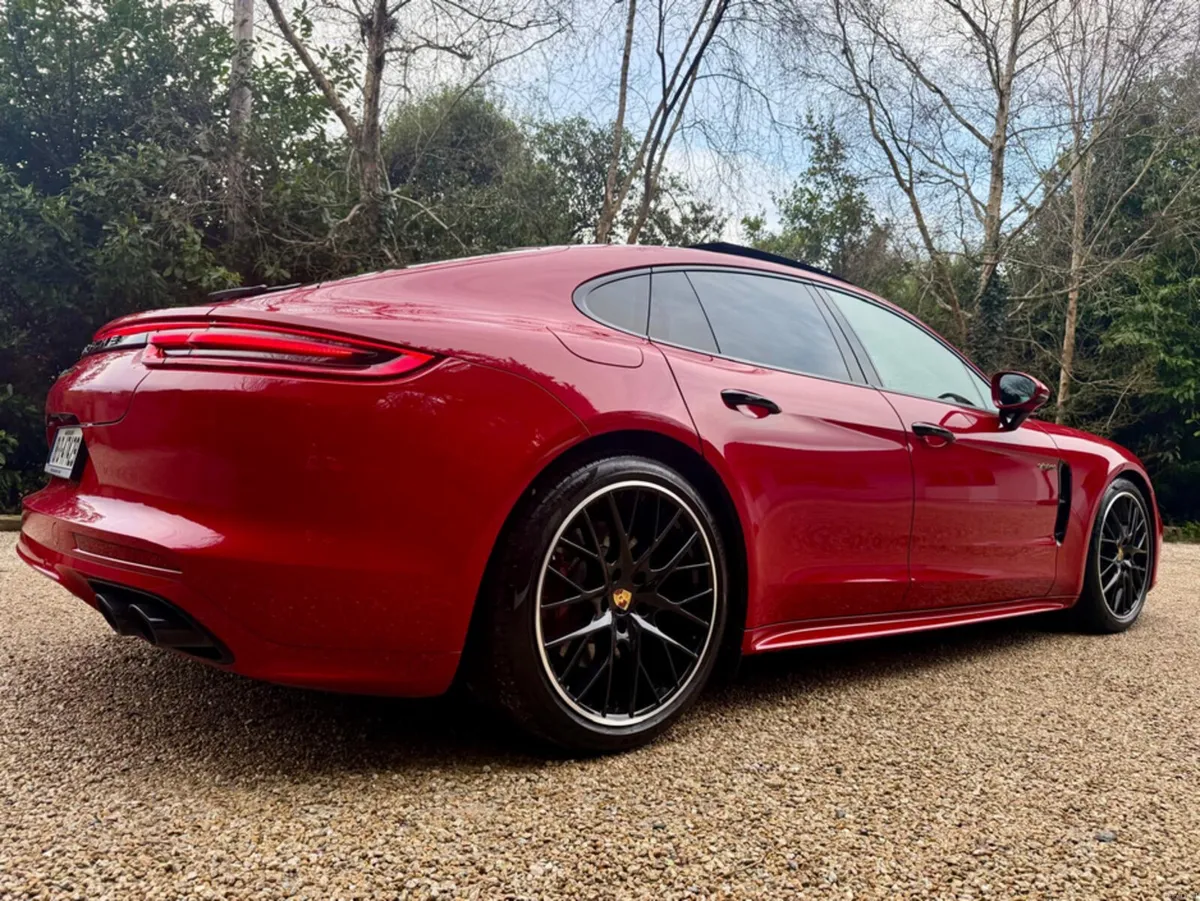 Porsche Panamera E-HYBRID 4 *Colossal Specificatio - Image 4