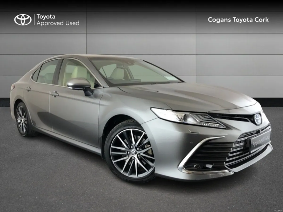 Toyota Camry 2.5 - Image 1