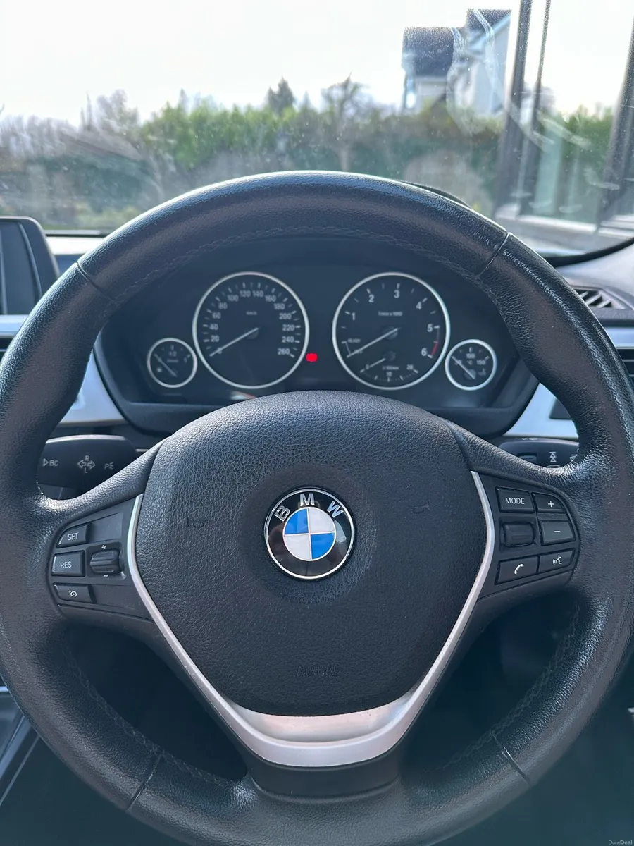 BMW 316D ES M Sport Alloys (Low KM ✅) (New NCT ✅) - Image 4