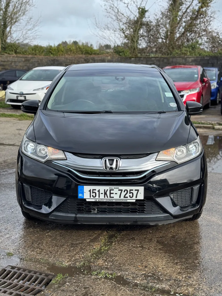 HONDA FIT Hybrid Auto 2015 62000KM HighSpec - Image 2
