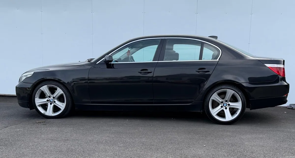 BMW 520d TAXED - Image 3