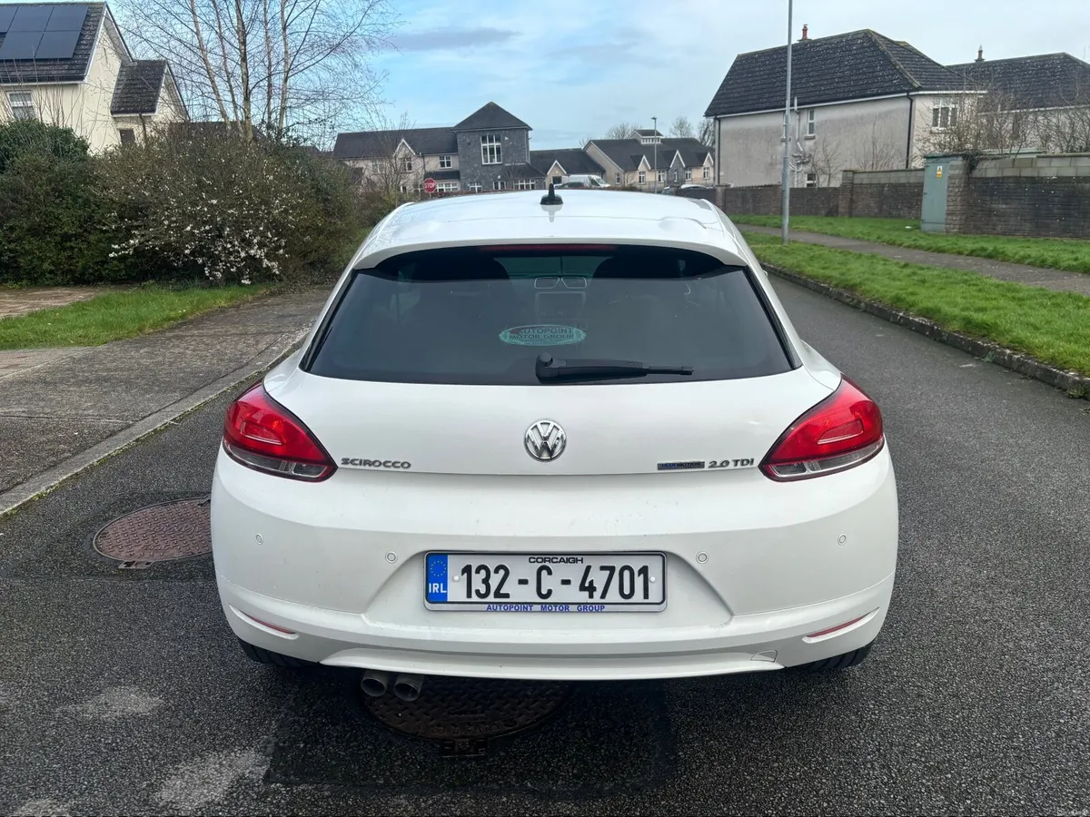 132 Volkswagen Scirocco 2.0 TDI 150 GT SPORTS - Image 4