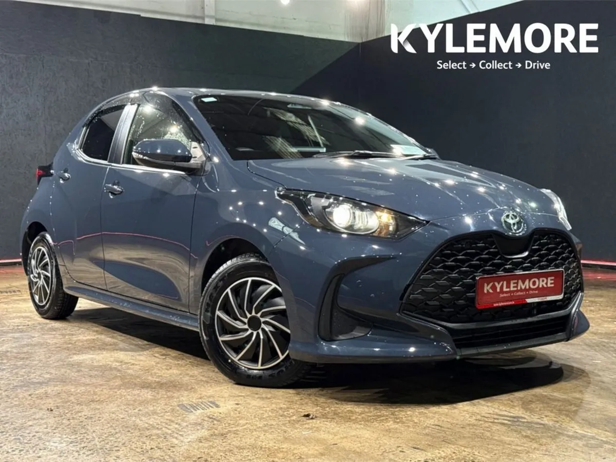 Toyota Yaris 1.5L HYBRID - 14'' FACTORY ALLOY WHEE - Image 1
