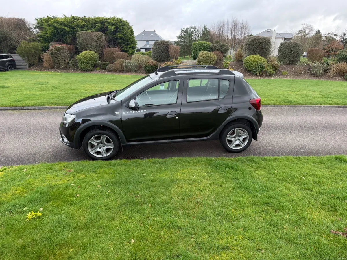 Dacia Sandero Stepway 1.5 DCI - Image 3