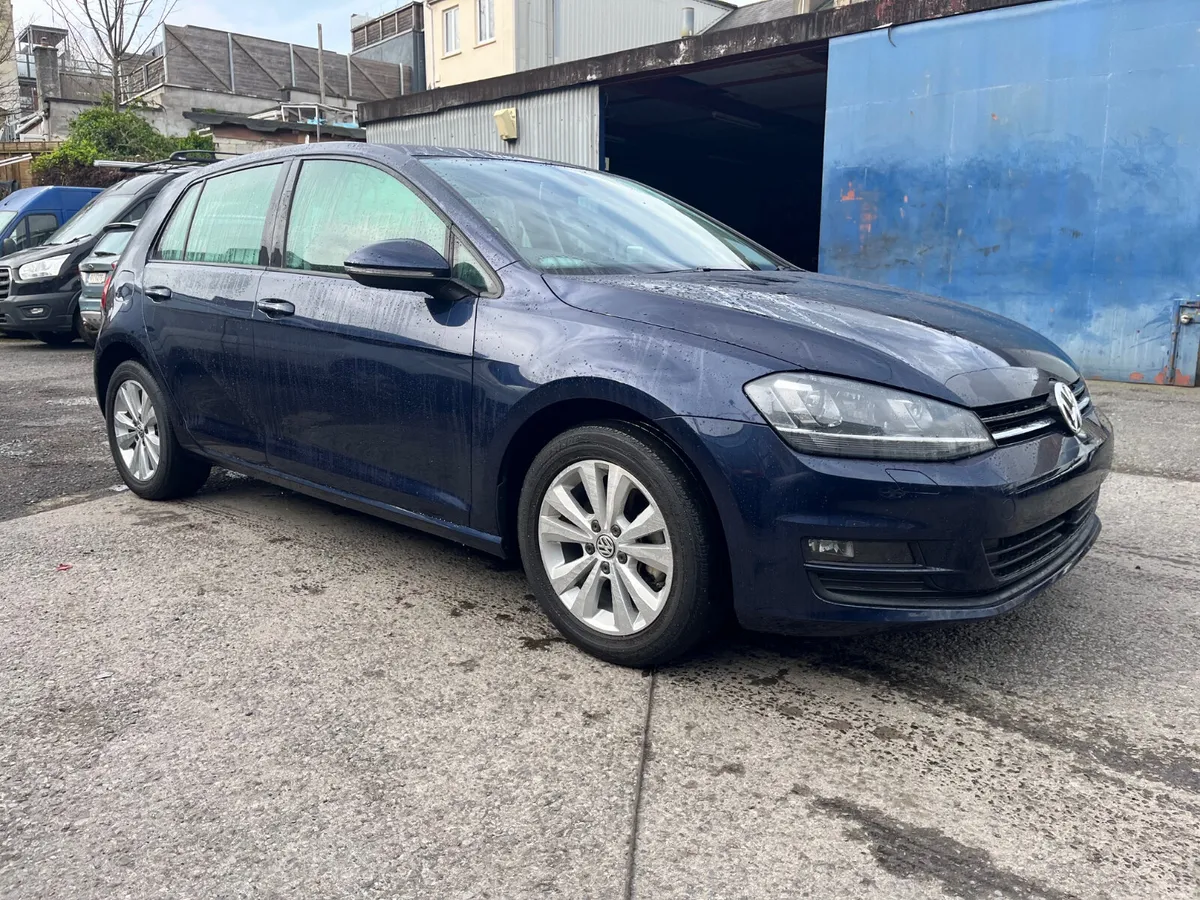 2015 VOLKSWAGEN GOLF, AUTOMATIC, COMFORTLINE - Image 1