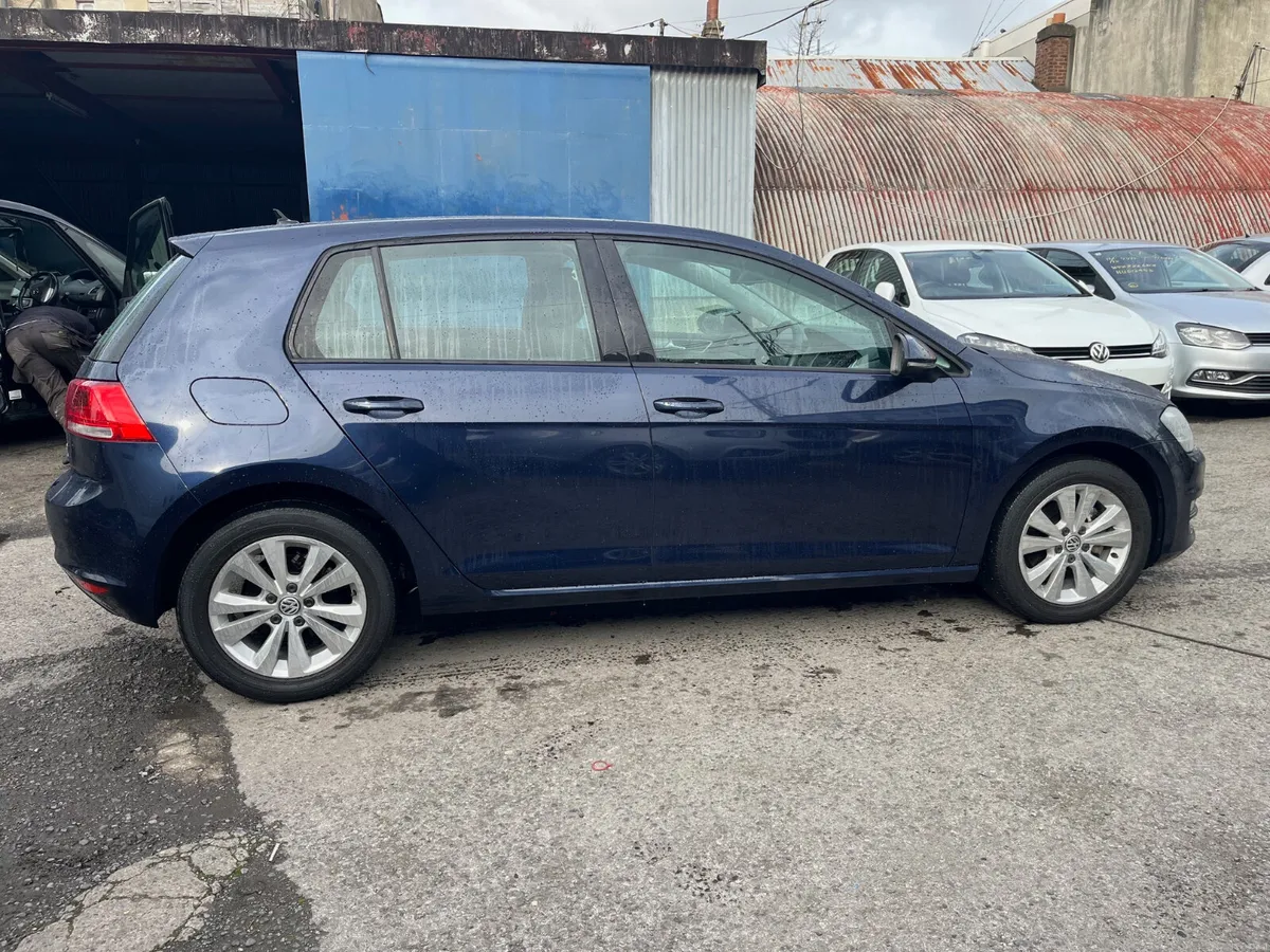 2015 VOLKSWAGEN GOLF, AUTOMATIC, COMFORTLINE - Image 2