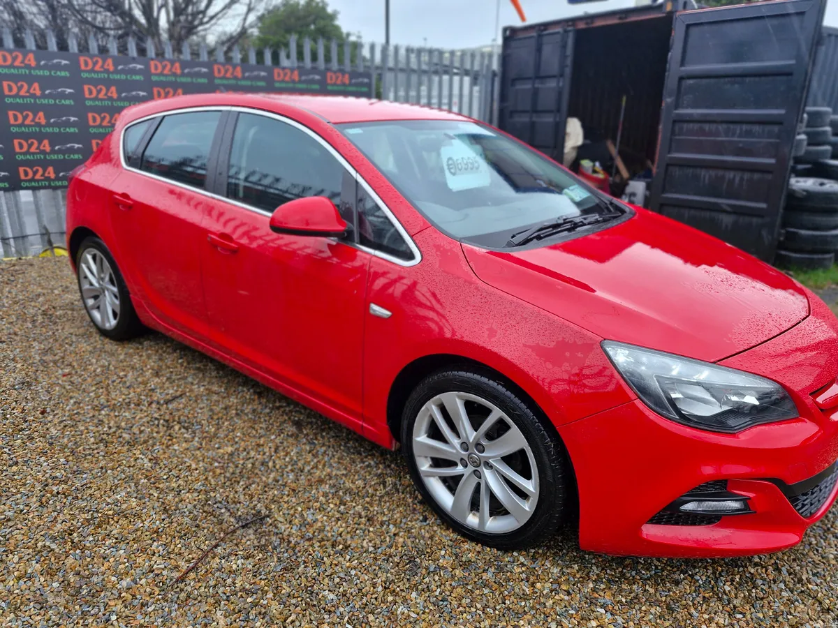 Opel Astra 2015 - Image 2
