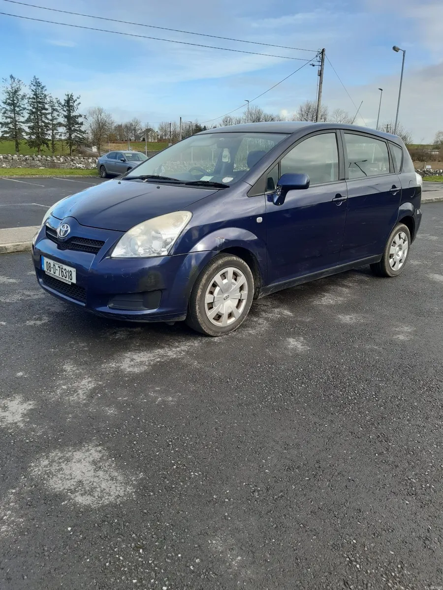 Toyota Corolla 2008 - Image 1