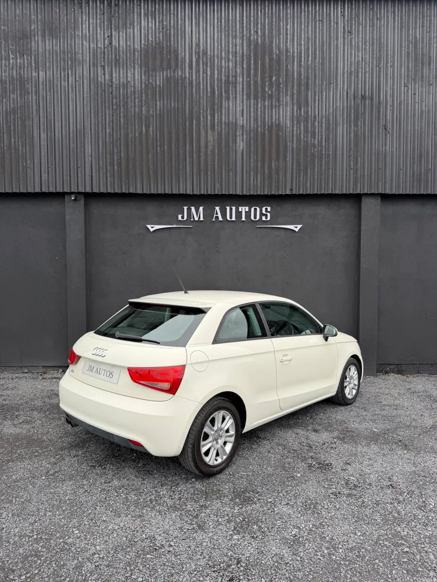 2011 AUDI A1 - Image 3