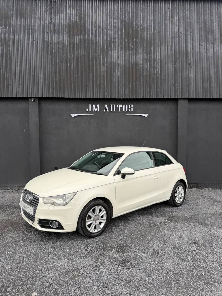 2011 AUDI A1 - Image 1