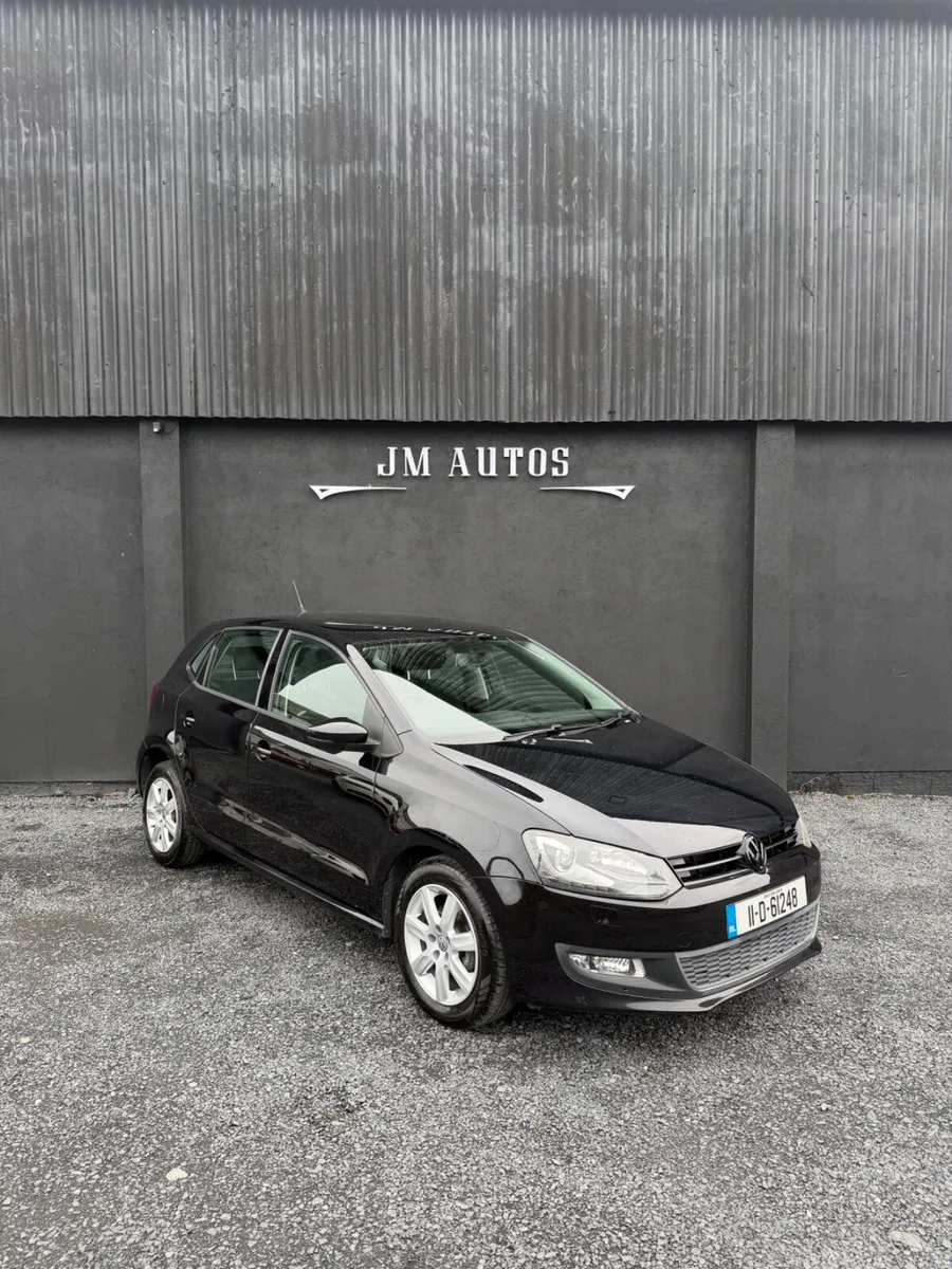 Volkswagen Polo 2011 - Image 2