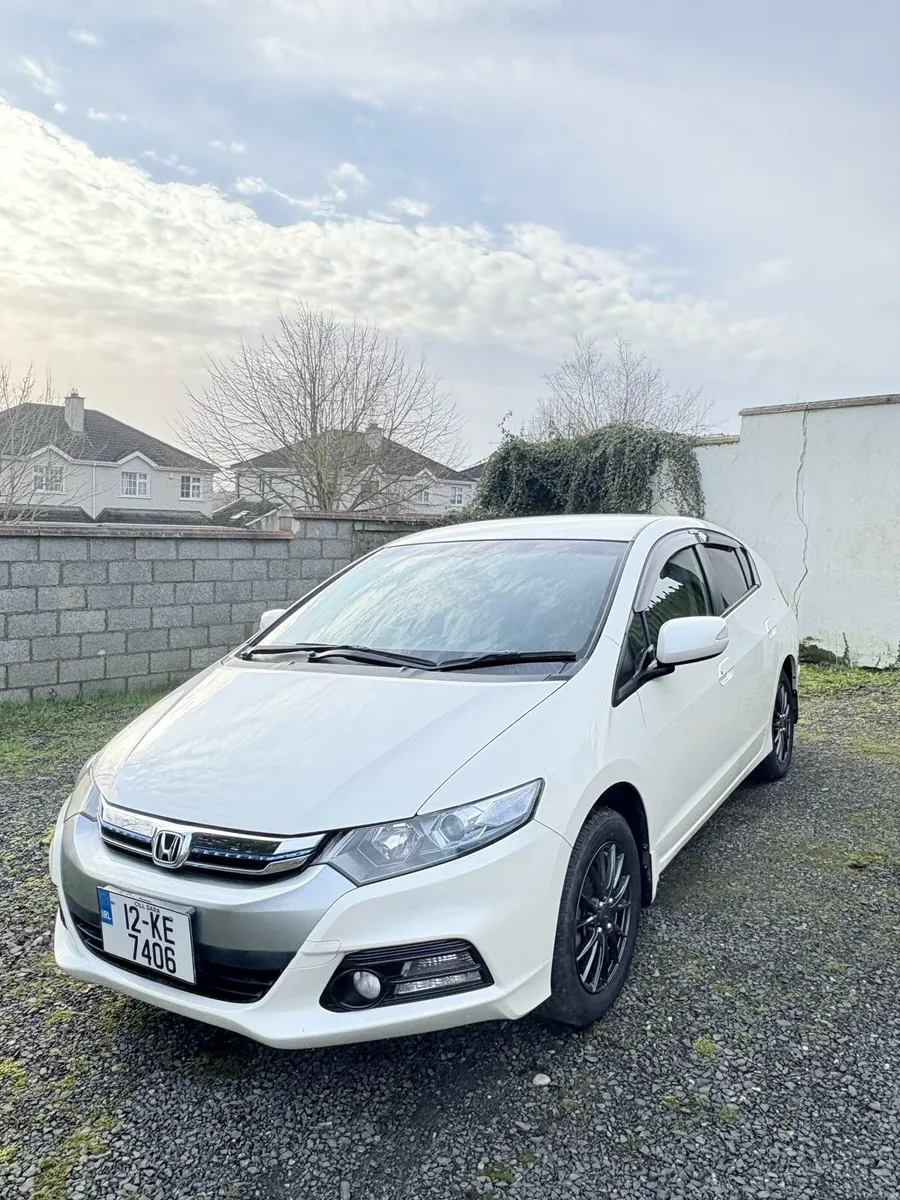 Honda Insight 2012 Automatic [Low mielage] - Image 2