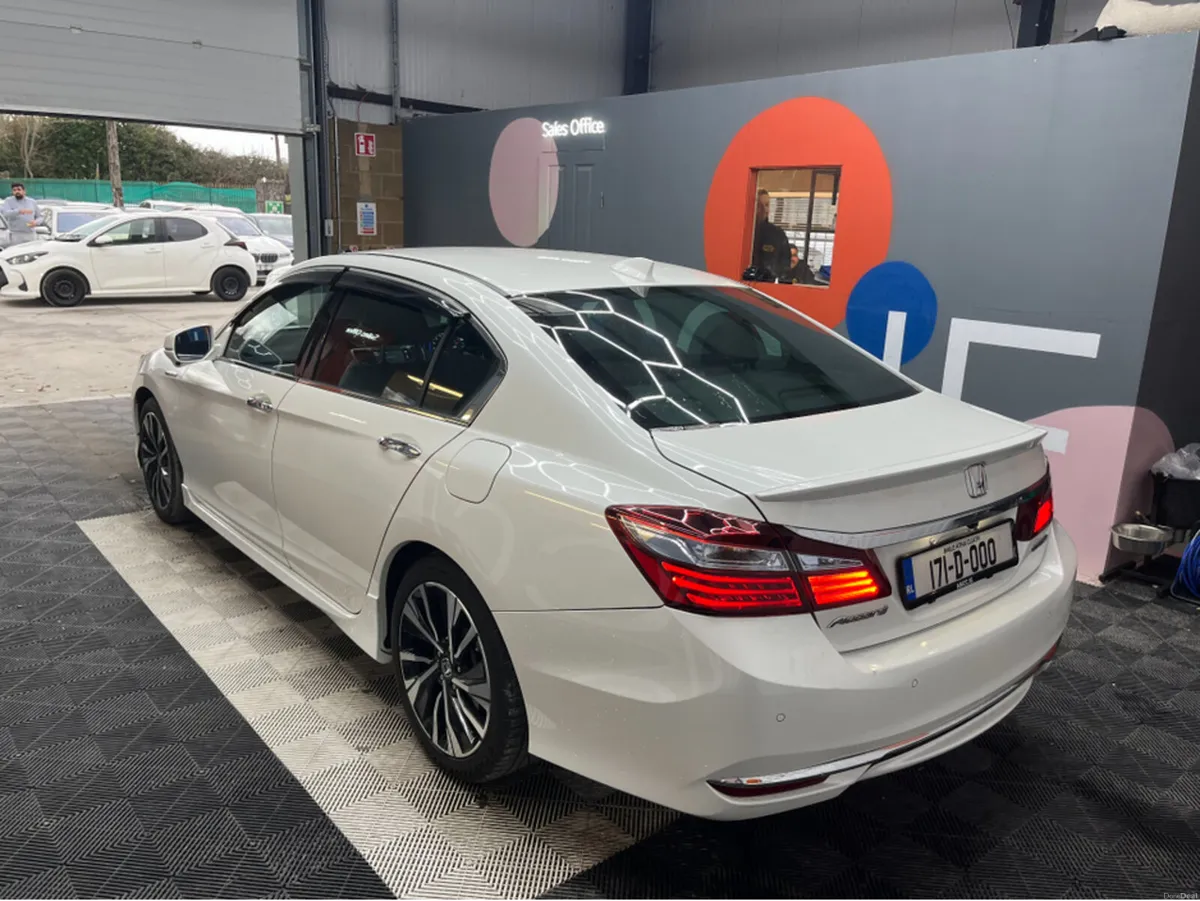 Honda Accord 2017 HONDA ACCORD EX HYBRID 2.0 AUTOM - Image 4