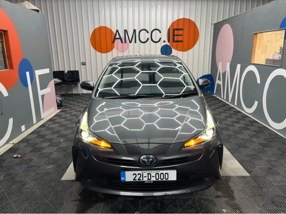 Toyota Prius 2022 TOYOTA PRIUS S 1.8 AUTOMATIC / C - Image 3