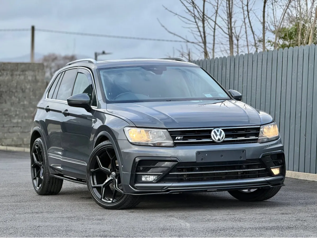Volkswagen Tiguan 2019 Volkswagen Tiguan R-Line - Image 2