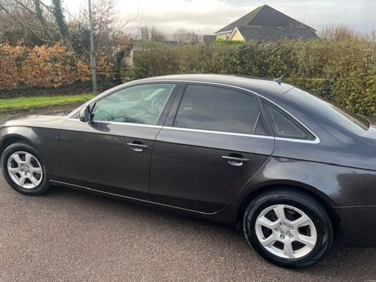 Audi A4 2009 Automatic. - Image 2