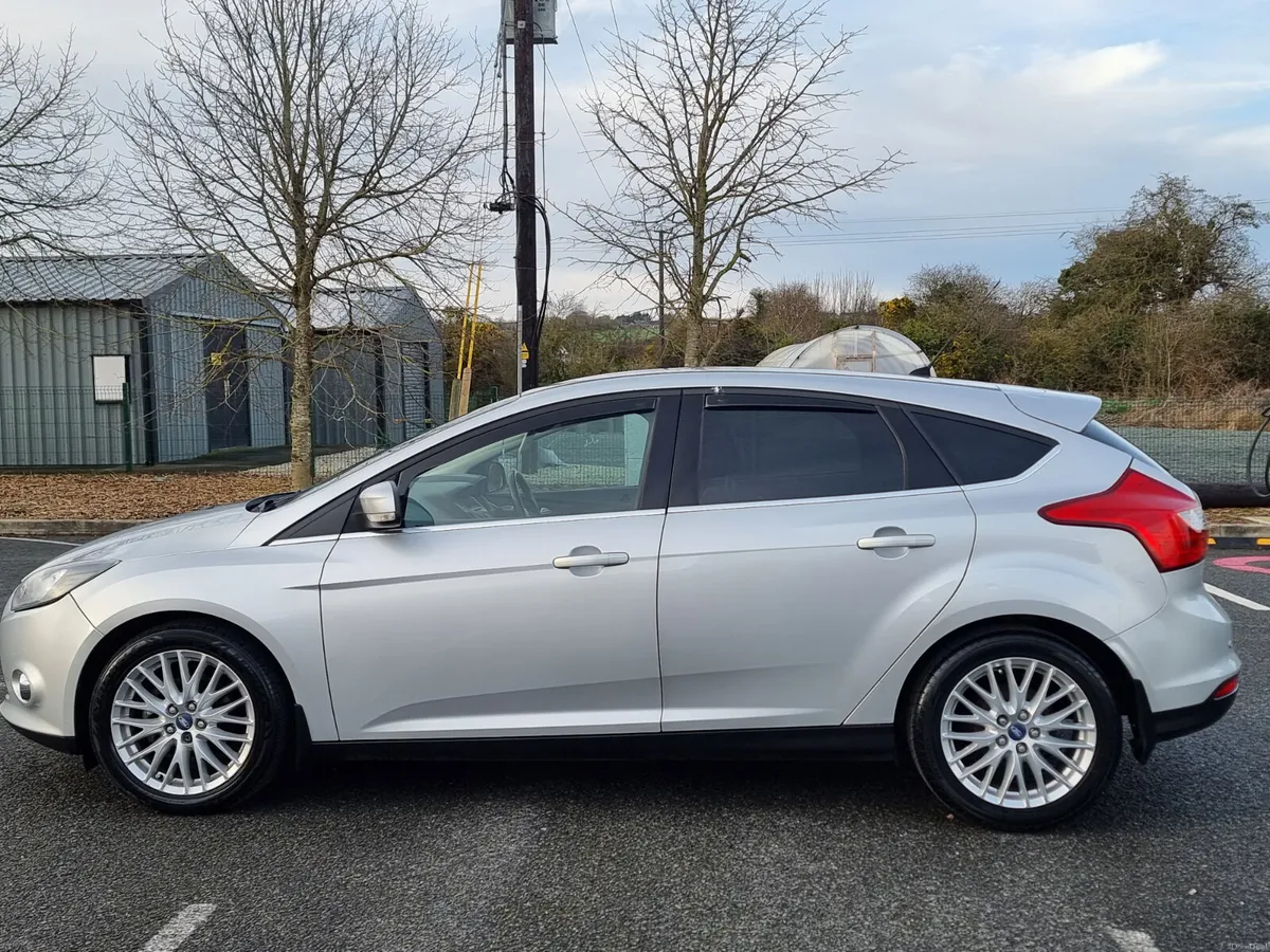 Ford Focus 2012 diesel ⛽️ low miles €3555 - Image 4