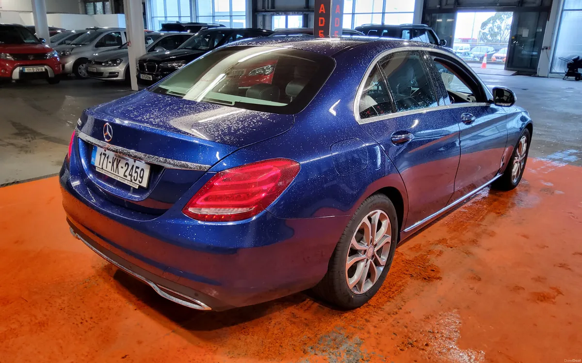 Mercedes-Benz C-Class 2017 - Image 4
