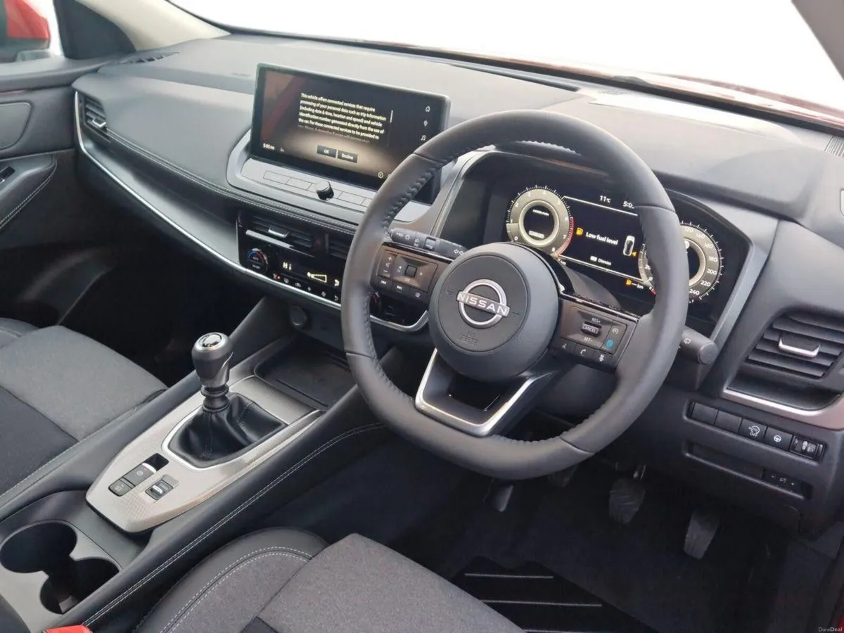 Nissan Qashqai 1.3 PET MILD HYBRID SV PREMIUM - Image 5