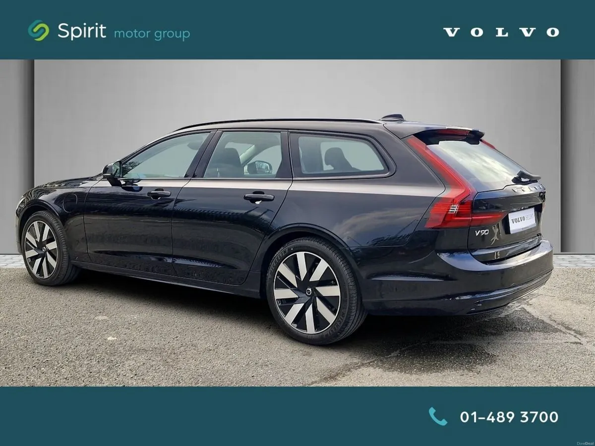 Volvo V90 V90 T6 AWD Plus (Dark Theme) Full Leathe - Image 3