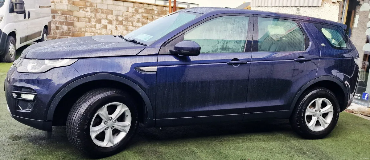 Discovery Sport LOW KM SPEC EDIT 7 SEATS AUTO - Image 2