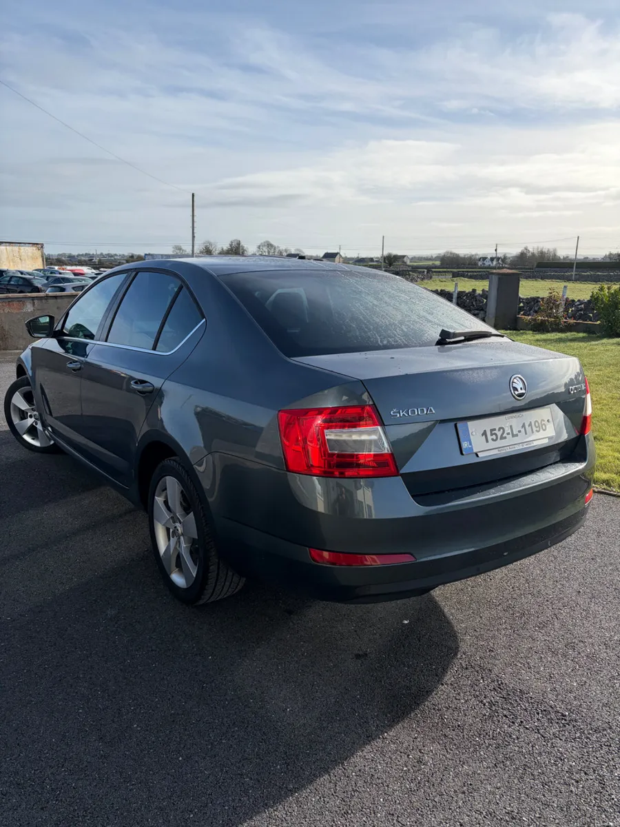 Skoda Octavia 2015 - Image 3