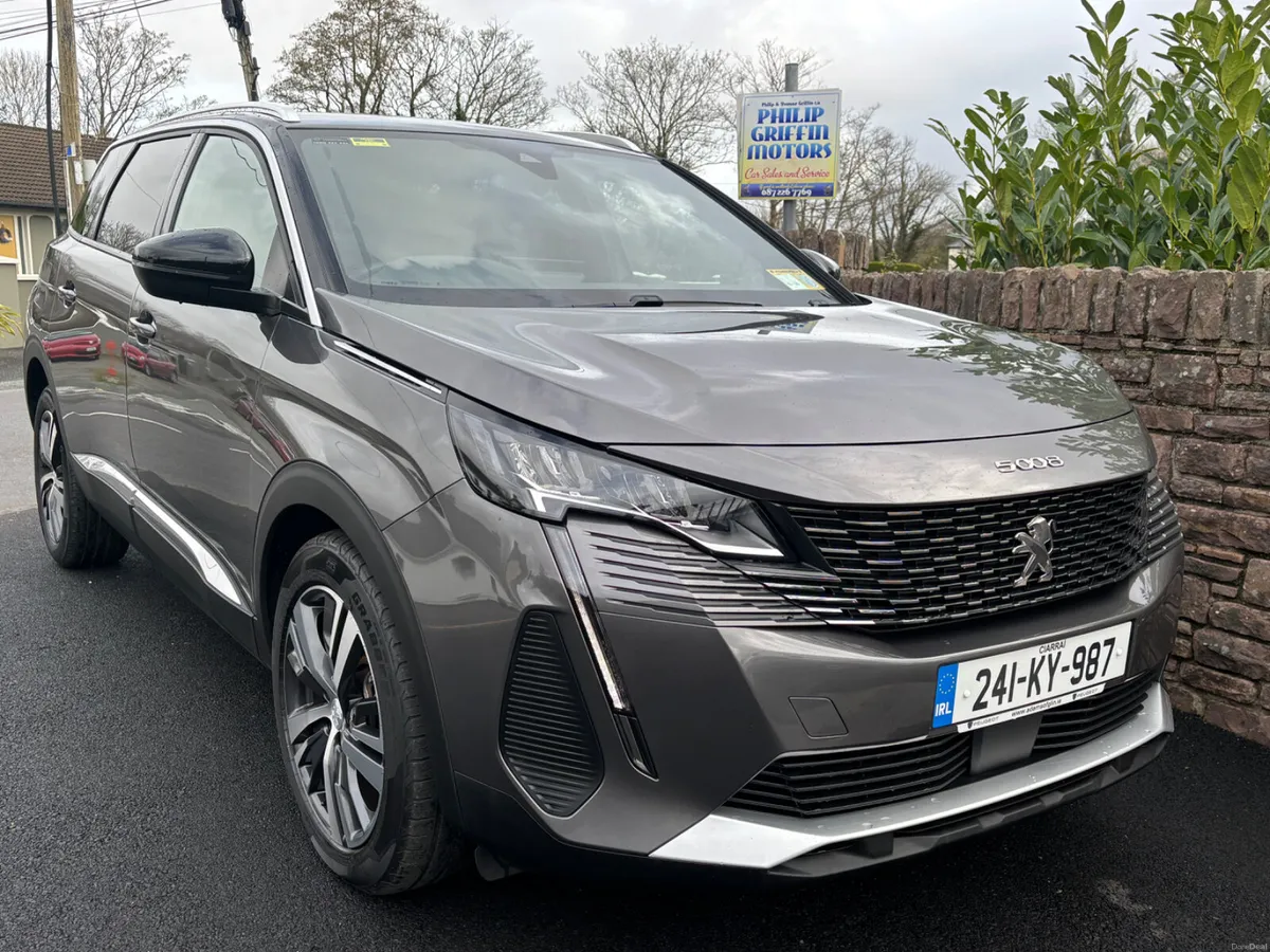 2024 Peugeot 5008 Auto Petrol Hybrid only 29000kms - Image 1