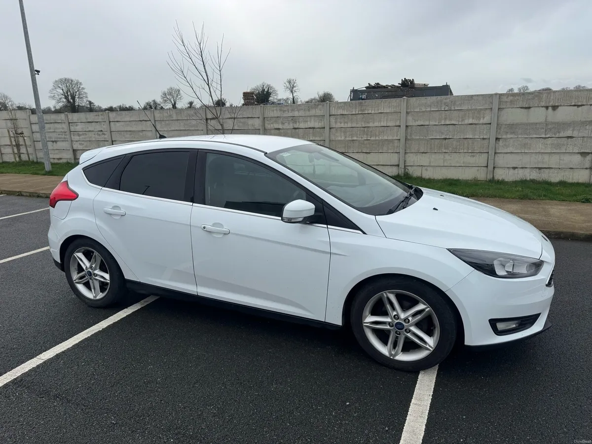 151 Ford Focus 1.0 ltr Petrol - Image 2