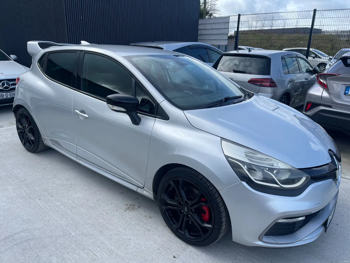 152 Renault Clio RS Sport 1.6 Automatic Model - Image 1