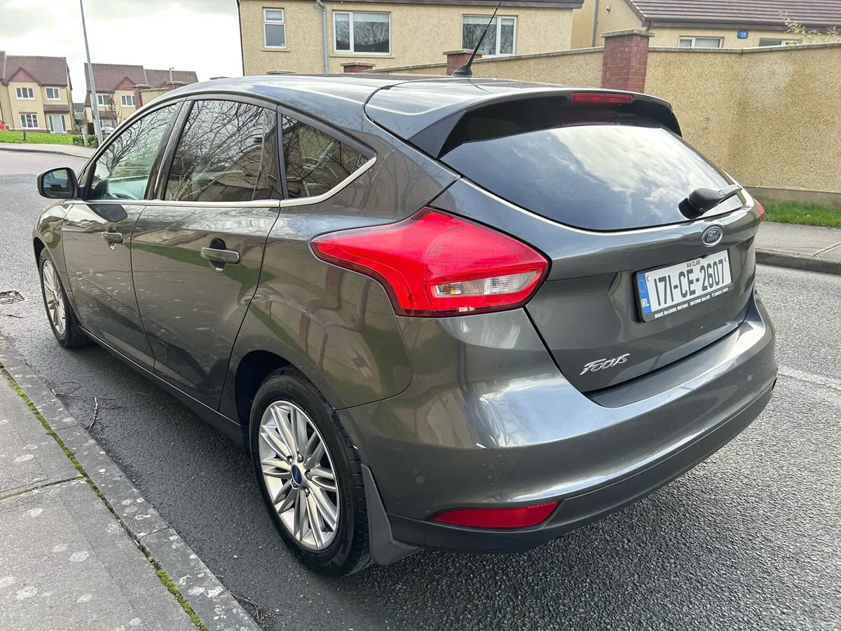 Ford Focus 2017 Titanium NCT 01/27 - Image 3