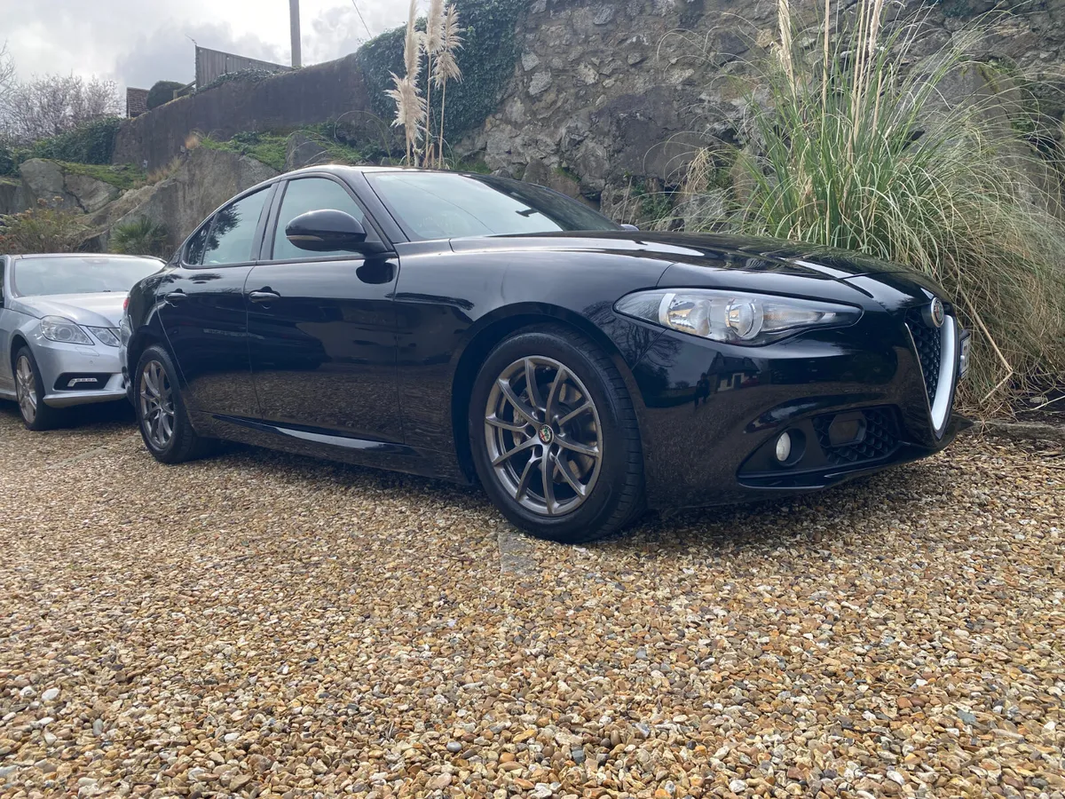 Alfa Romeo Giulia - Image 1