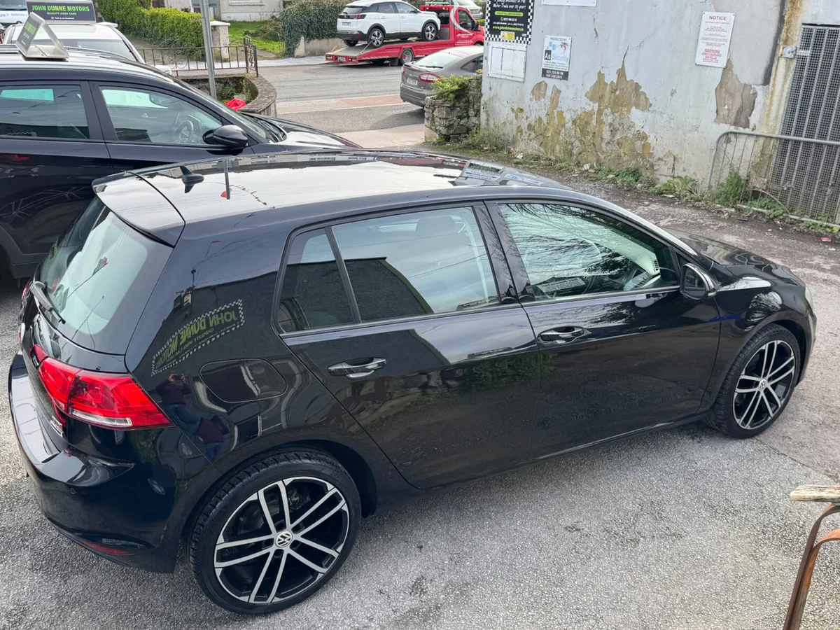 Volkswagen Golf Match Edition - Image 4