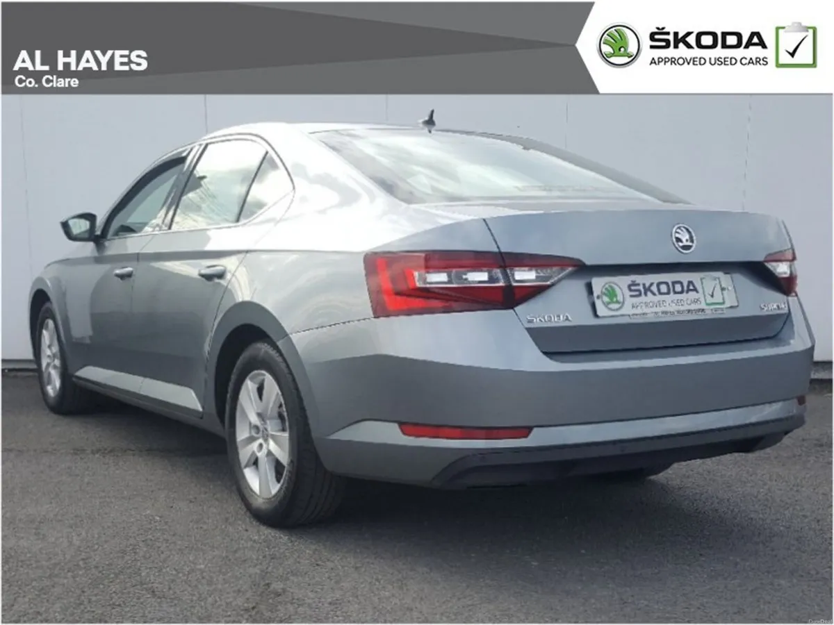 Skoda Superb **AUTOMATIC**AMBITION 2.0 TDI 150BHP - Image 3