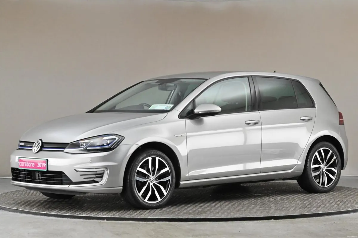 Volkswagen e-Golf E1F 135BHP BATTERY 35.8 KWH **FU - Image 4